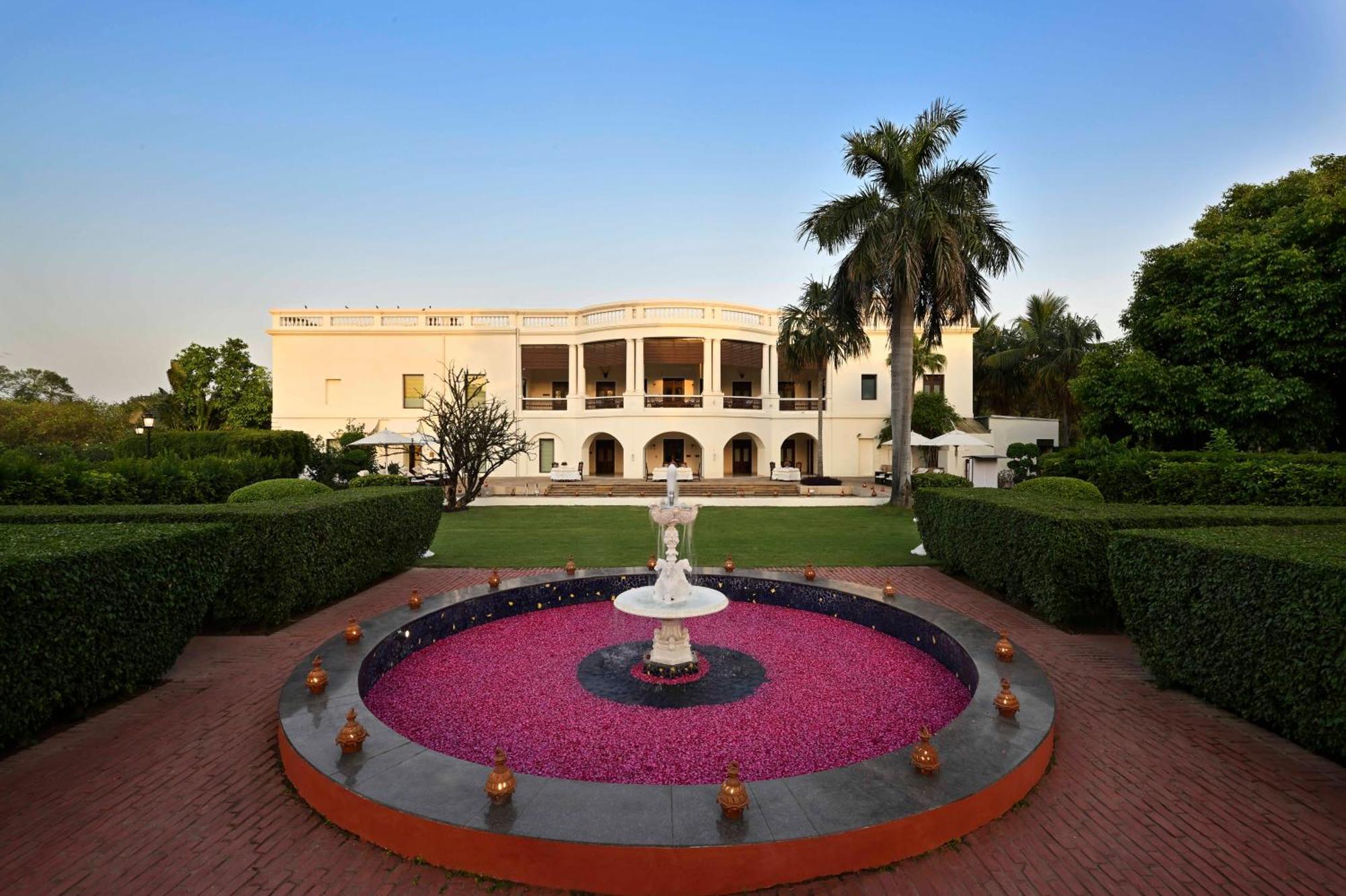 Taj Nadesar Palace Varanasi Dış mekan fotoğraf